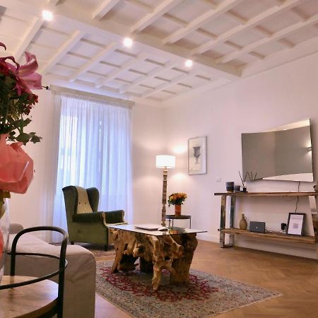 Helmirage Trevi Suite Рим Екстериор снимка