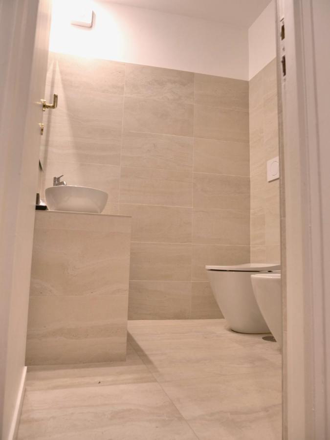 Helmirage Trevi Suite Рим Екстериор снимка